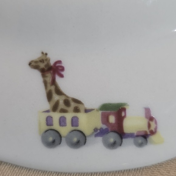 2 NOBLE EXCELLENCE HOLLY TREE CHRISTMAS PLATES VERY RARE EXCELLENT CONDITION - Picture 5 of 5